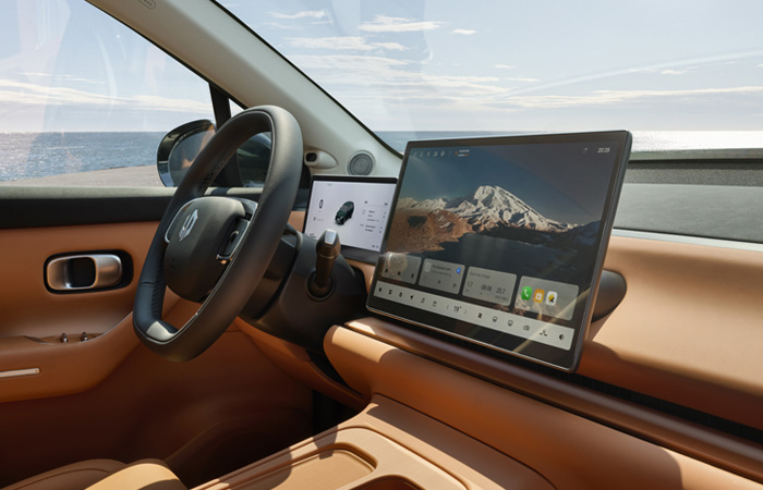 Leapmotor C10 - interiér